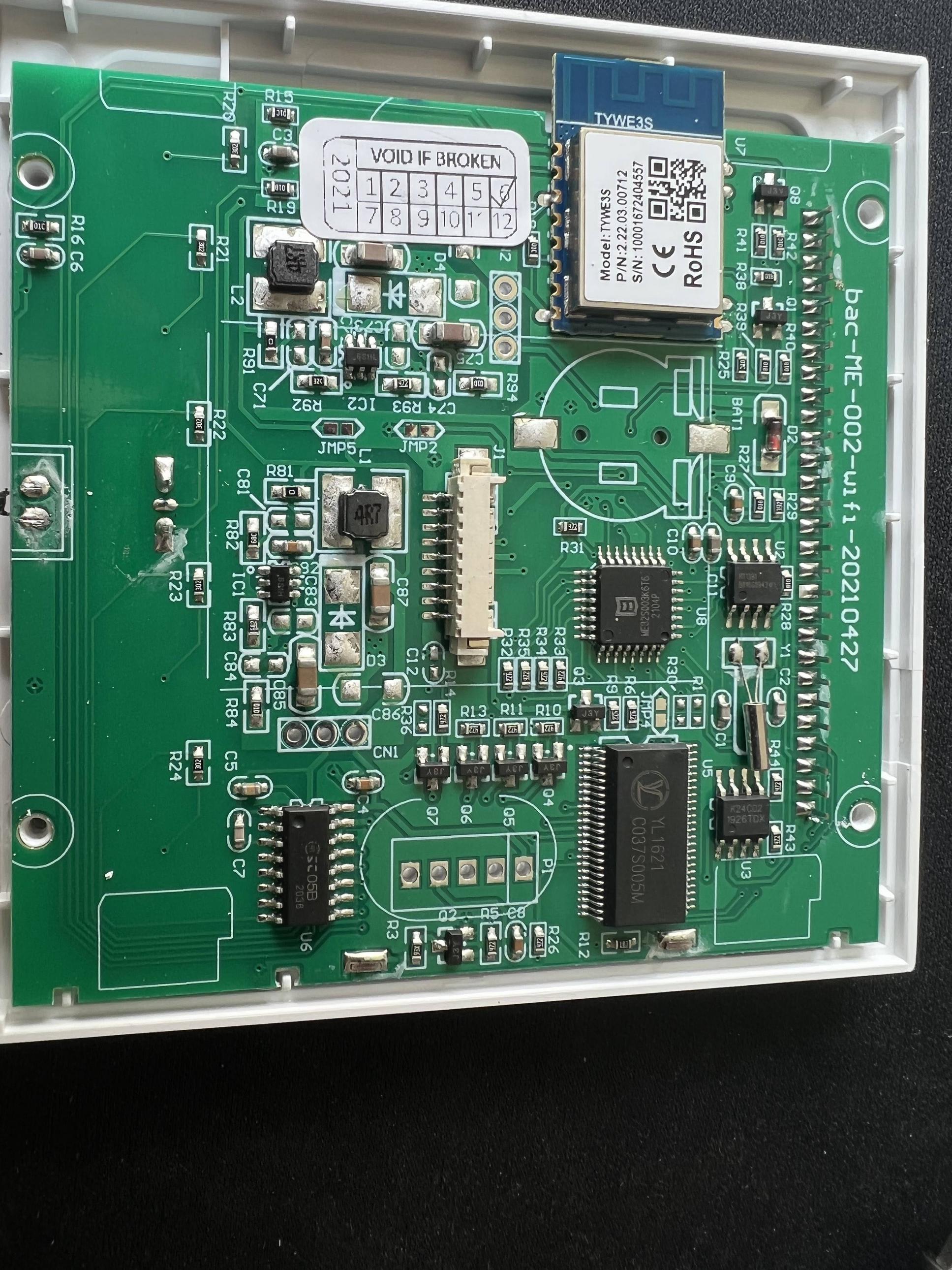 Surface mount temperature sensor on PCB for temperature monitoring