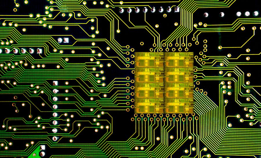 Diagram of a Power Distribution Network (PDN) on a PCB for high-speed digital circuits.