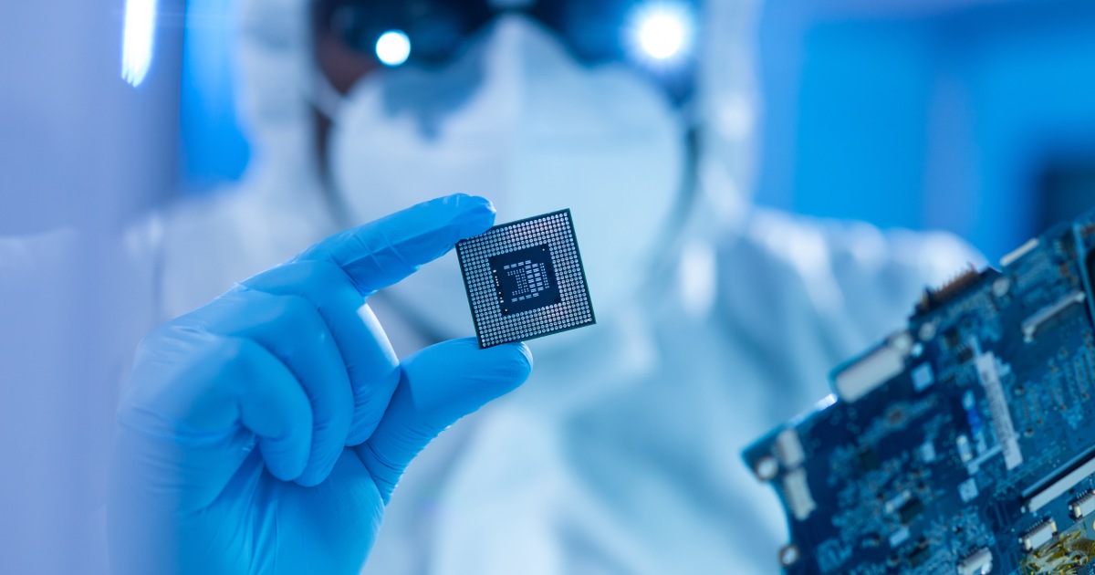 Engineers collaborating on DFT strategy for 2025 chip design