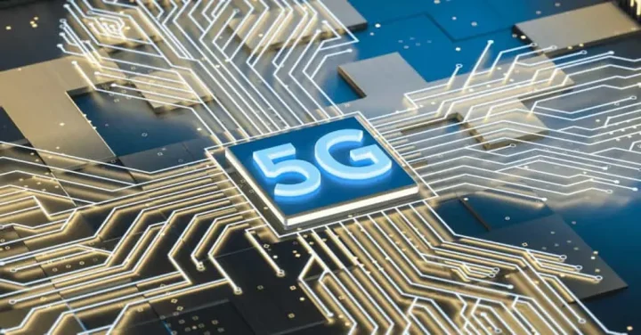 High-performance multi-layer PCB in a 5G communication system.