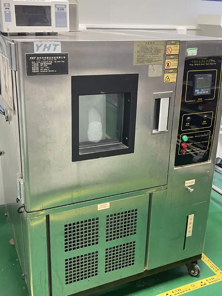 PCB manufacturing with humidity control and quality inspection