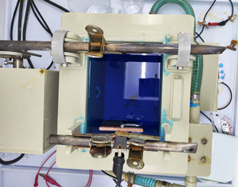 Electroplating tank setup for building thick copper layers on double-sided PCBs